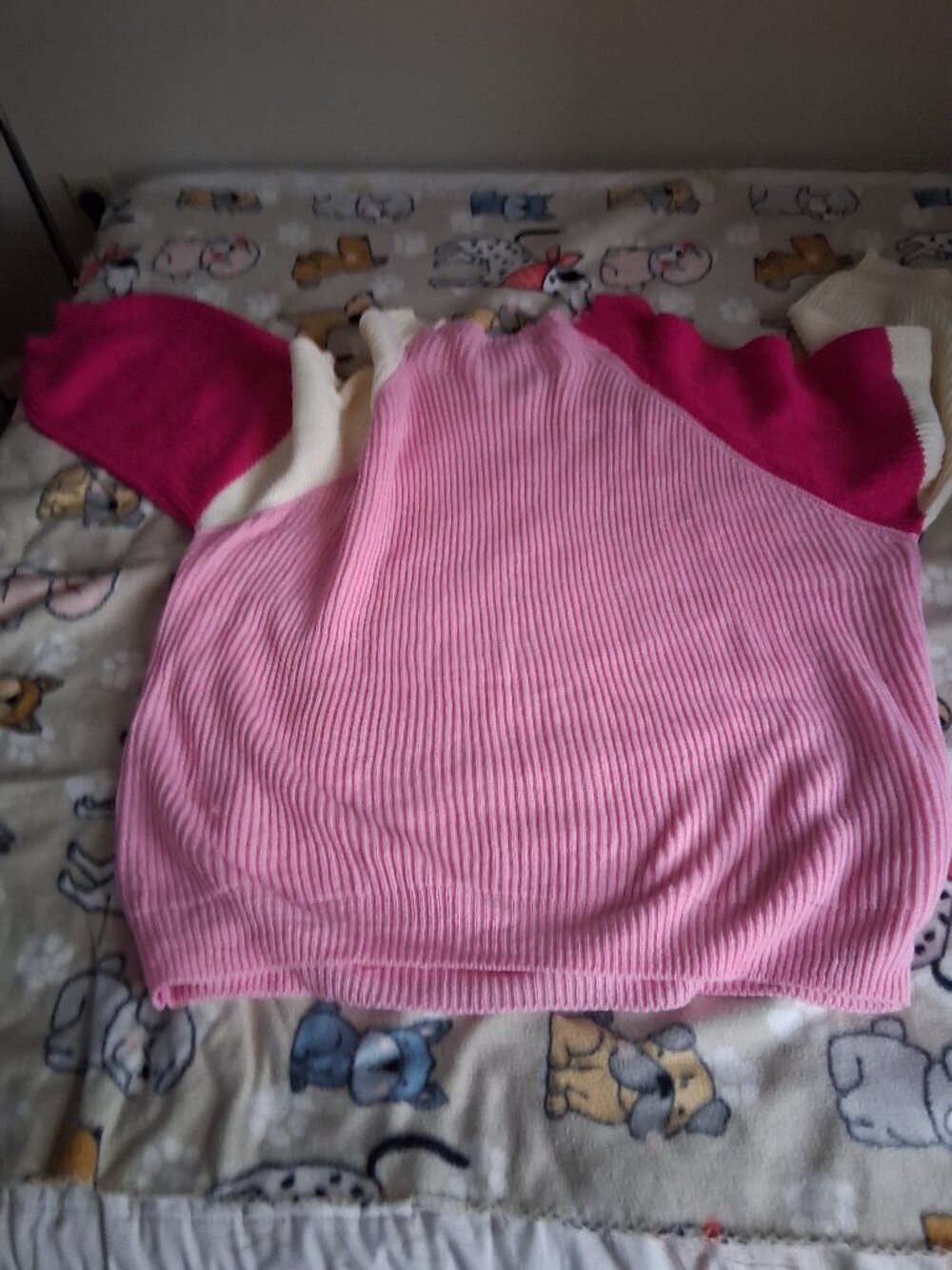 stunning never worn women plus sweater
